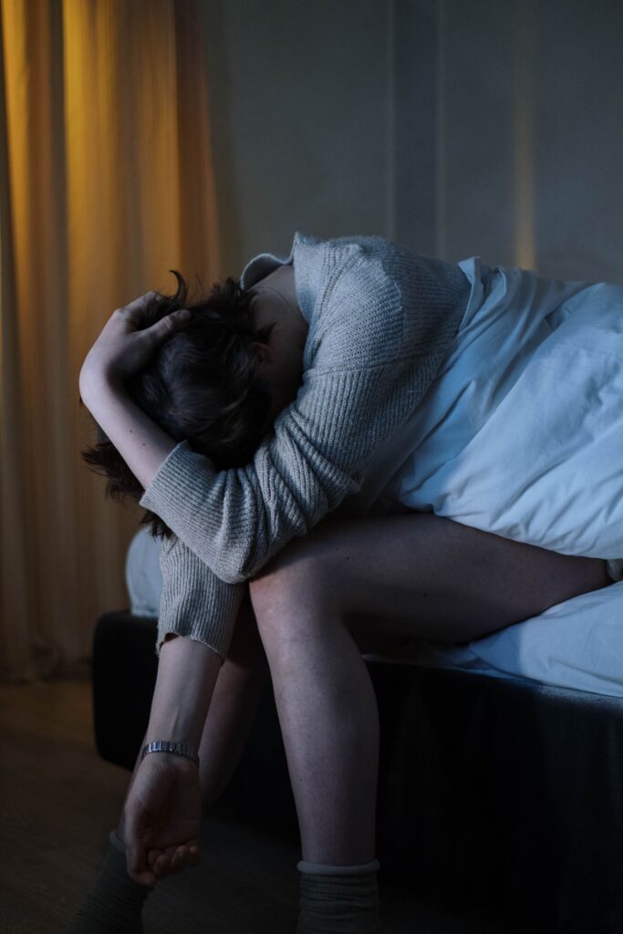 Le cercle vicieux où le manque de sommeil amplifie le stress et la tension nerveuse